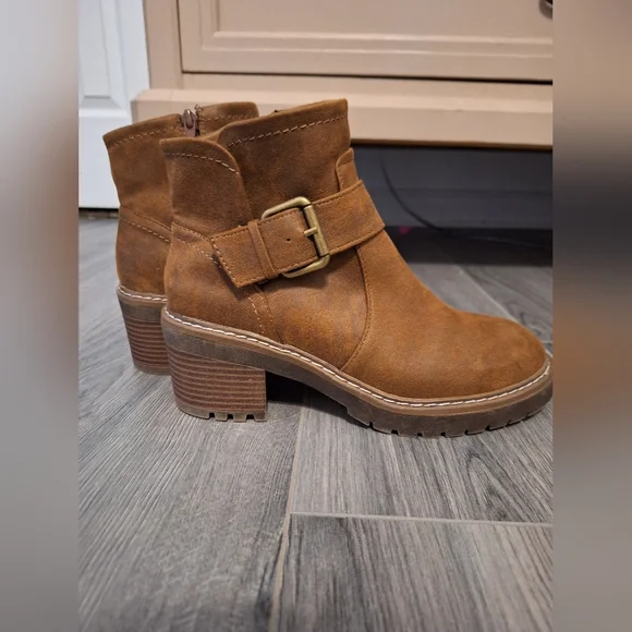 SM New York brown boots Size 6 1/2 - Picture 2 of 8